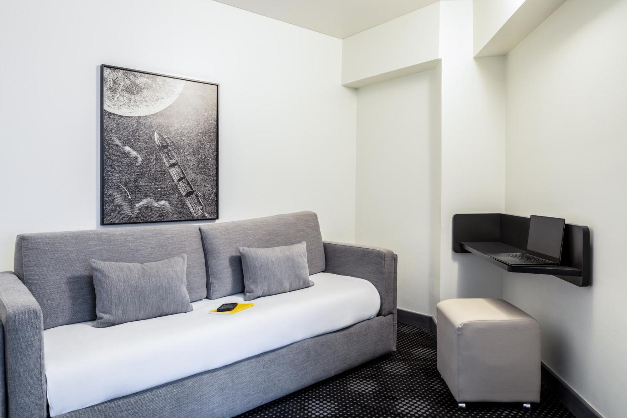Ibis Styles Paris Mairie De Montreuil Hotel Montreuil  Exterior photo